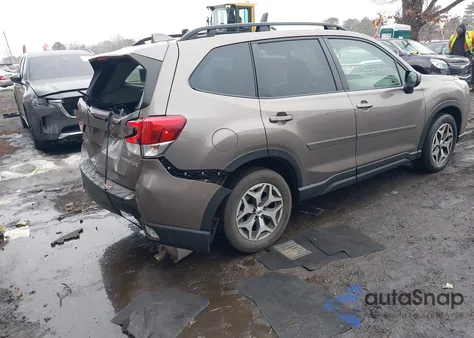 2022 Subaru Forester Premium z USA, uszkodzony, nr VIN JF2SKAEC3NH414296
